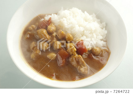 チキンとガルバンゾのカレー 7264722