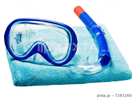 mask and snorkel for swimming on a towel 7265260
