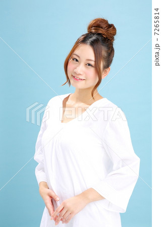 女性ポートレイト 7265814
