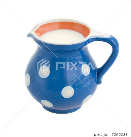 pot of milk 7269283