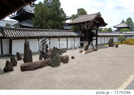 東福寺　方丈庭園南庭 7270396