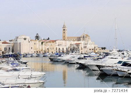 トラーニ　Trani　マリーナ 7271434