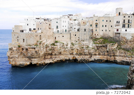ポリニャーノ・ア・マーレ　Polignano　a　Mare 7272042