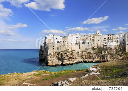 ポリニャーノ・ア・マーレ　Polignano　a　Mare 7272044