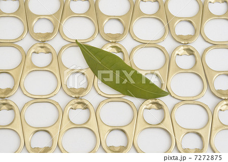 空き缶のプルタブ 7272875