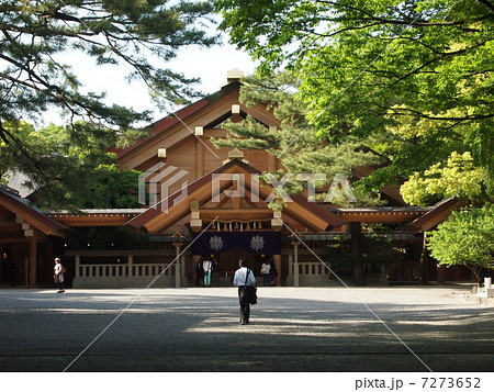 熱田神宮の神楽殿 7273652