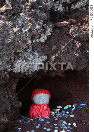 富士山富士宮口８合目鳥居手前のお地蔵様 7280003