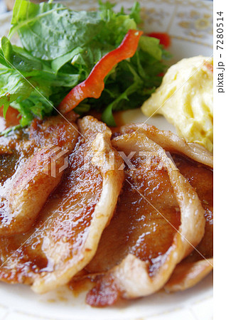 しょうが焼き しょうが焼き 7280514