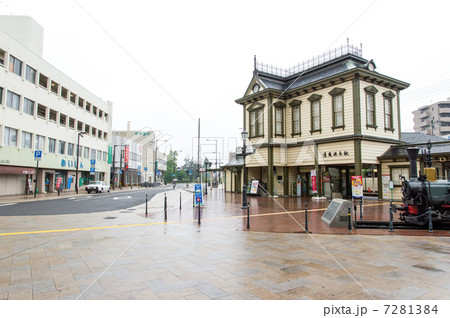 早朝の道後温泉駅 7281384