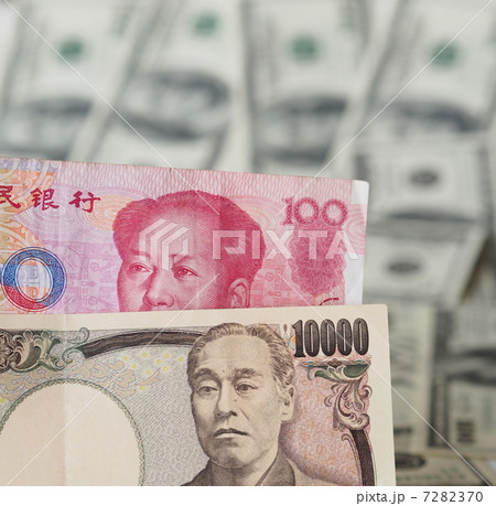 日本円、人民元紙幣 7282370