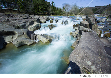 春の厳美渓 7284376