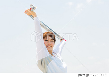 運動後の女性 運動後の女性 7289478