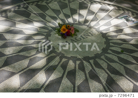 初夏のニューヨーク、ストロベリーフィールド 7296471