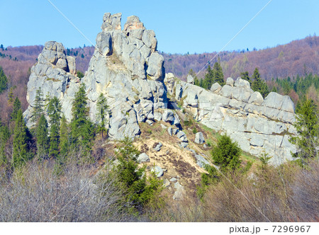 Urych Rocks view Urych Rocks view 7296967