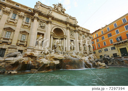 トレヴィの泉　無人　超広角 7297394
