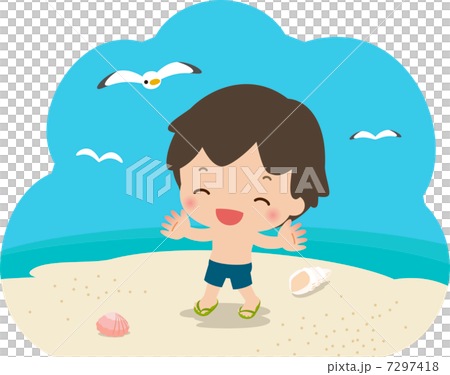 有嬉戲的一個男孩在海灘 7297418