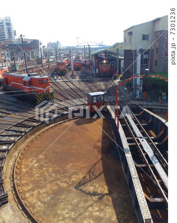 台湾 彰化扇型車庫 7301236