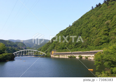 神奈川県・相模湖 7306383