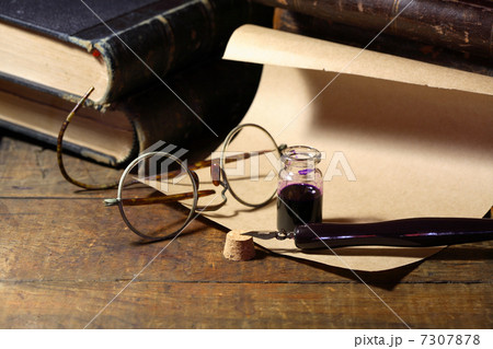 Inkpot And Pen Inkpot And Pen 7307878
