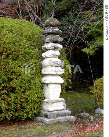 長岳寺　石塔 7309789