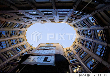 カサミラ 7311240