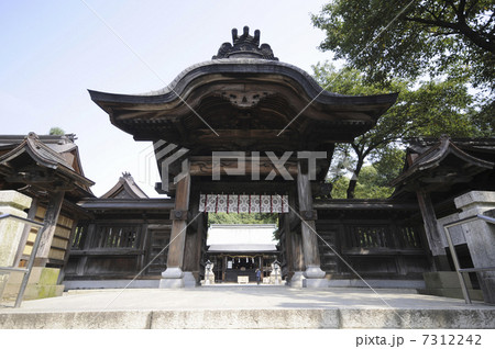 宇都宮二荒山神社の山門 宇都宮二荒山神社の山門 7312242