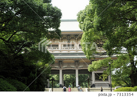 総持寺の三門 7313354