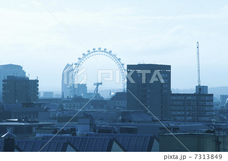 ロンドンの観覧車 7313849