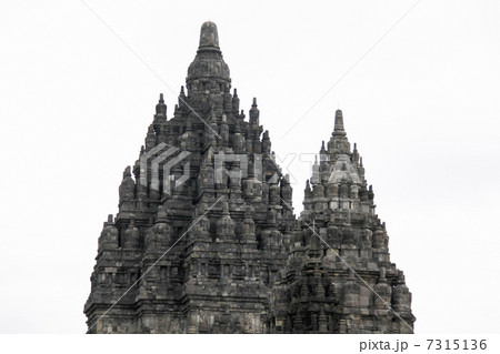 プランバナン寺院群の建物 プランバナン寺院群の建物 7315136