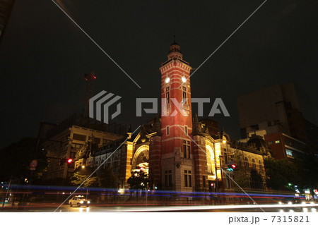 横浜市開港記念会館(ジャックの塔)の夜景 横浜市開港記念会館(ジャックの塔)の夜景 7315821