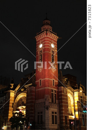 横浜市開港記念会館(ジャックの塔)の夜景 横浜市開港記念会館(ジャックの塔)の夜景 7315823