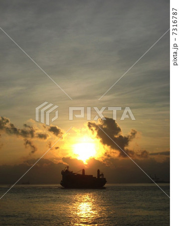 船影 船影 7316787