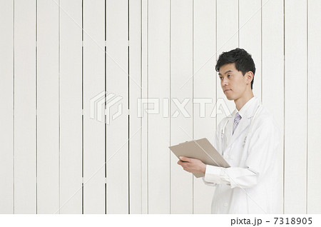 医師 7318905