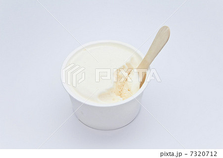 カップアイス 7320712