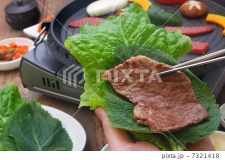焼肉 7321418