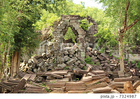 Ben Melia Ruins In Front Of The Main Gate Stock Photo