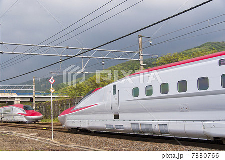 秋田新幹線こまち 7330766