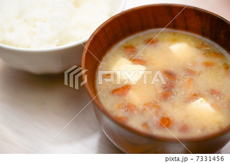 なめこの味噌汁 なめこの味噌汁 7331456