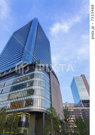 グランフロント大阪夕景 7333488
