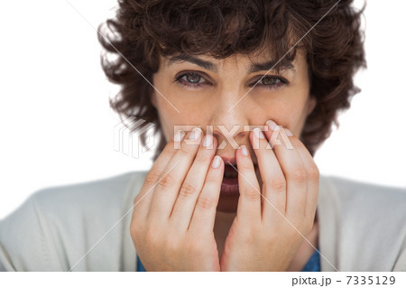Portrait of a shocked woman 7335129