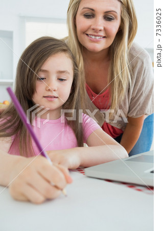 Mummy and her daughter coloring Mummy and her daughter coloring 7336025