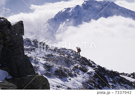 山登り 7337042