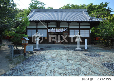 和歌山　玉津島神社の拝殿 7342499