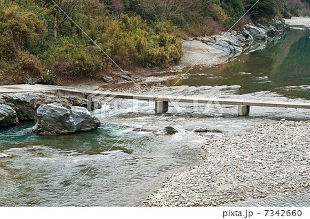 櫛田川と沈下橋 7342660