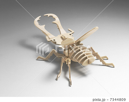 木製のクワガタ後ろ向き 木製のクワガタ後ろ向き 7344809