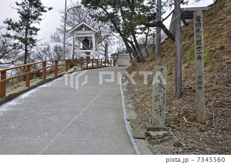 厳寒の江差・浄土宗　金剛寺 7345560