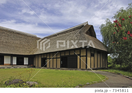 初秋の盛岡・盛岡手づくり村　南部曲り屋（旧柳原家） 7345811