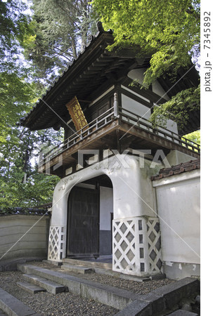 初秋の盛岡・大慈寺　山門 7345892