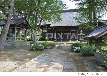 初夏の酒田・淨福寺 本堂 初夏の酒田・淨福寺 本堂 7346476