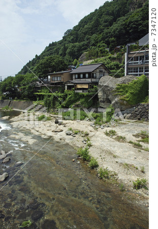 山寺散歩・立谷川と対面石 7347120